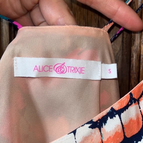 Alice & Trixie Silk Top Multicolor Reptile Print - Picture 12 of 12